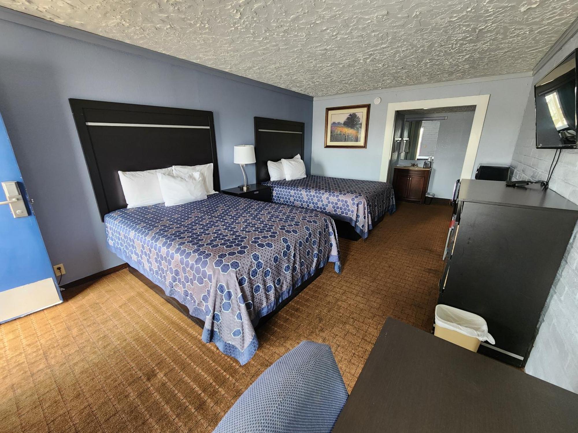 Carthage Inn Motel